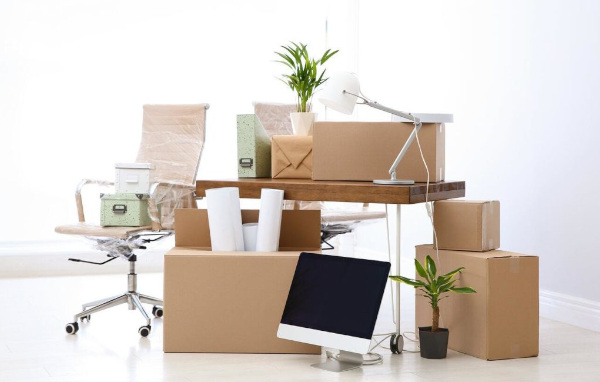 Наша компания занимается организацие офичных переездов. Наш специалист совершит выезд в офис компании для оценки переезда. Мы полностью подготовим все предметы офисной мебели и техники для переезда. Разберем, упакуем, перевезем и соберем вашу мебель!